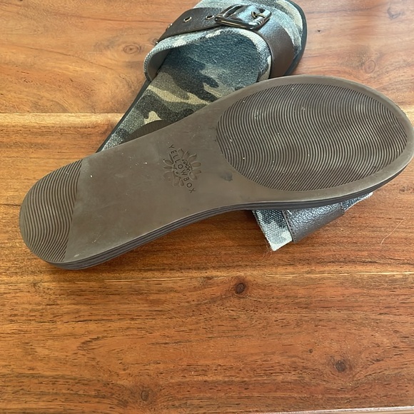 Yellowbox slide sandals - Picture 5 of 6